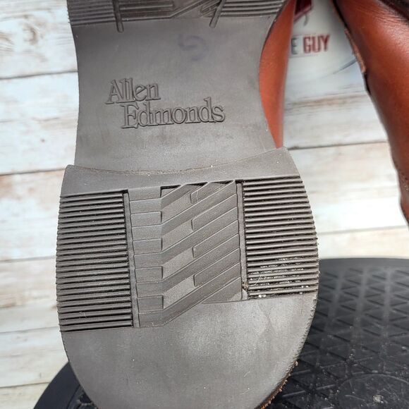 Allen Edmonds Men's Size 9 STOCKBRIDGE Brown Leather Lace Up Derby Shoes - Picture 14 of 16